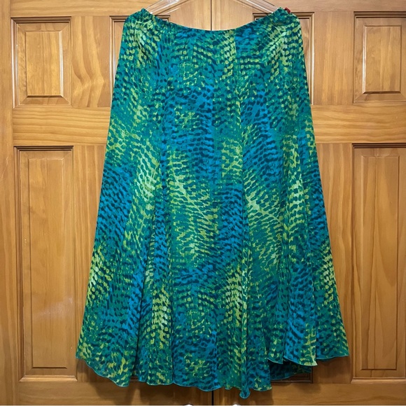 Ruby Rd. Teal and Green Top and Skirt Set Top size Large & Skirt Size 8 NWT - Picture 9 of 16